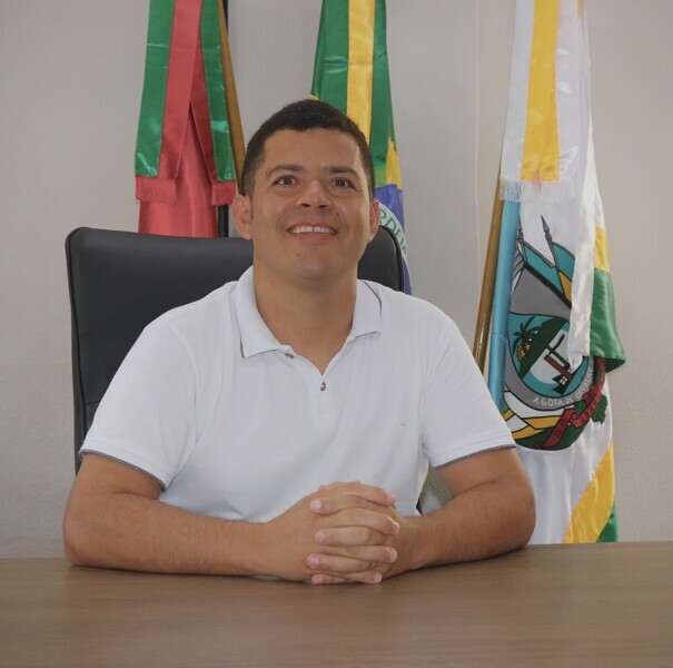 Secretário Oseas Garcia